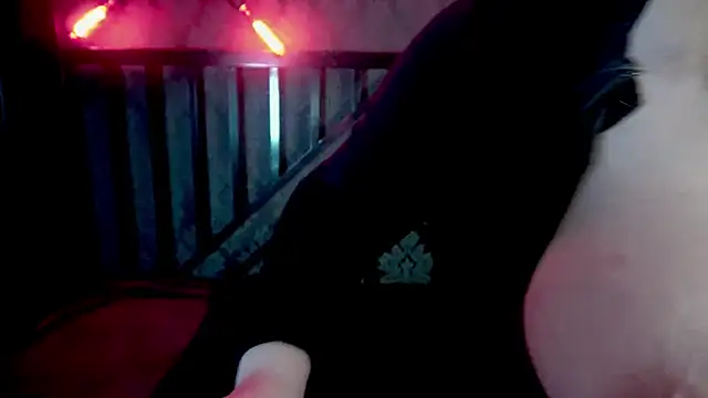 Snapshot of Tinker_Belll chatting on November 28, 2025, 7:58 pm Tinker Belll online show from November 28, 2025, 7:58 pm