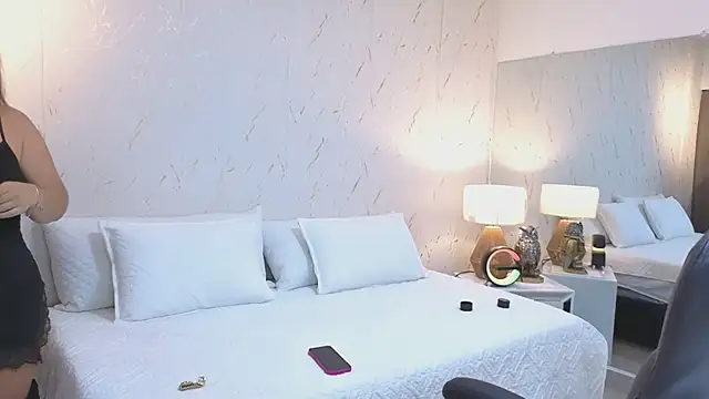 Snapshot of ava_blue chatting on February 28, 2026, 7:46 pm ava blue online show from February 28, 2026, 7:46 pm