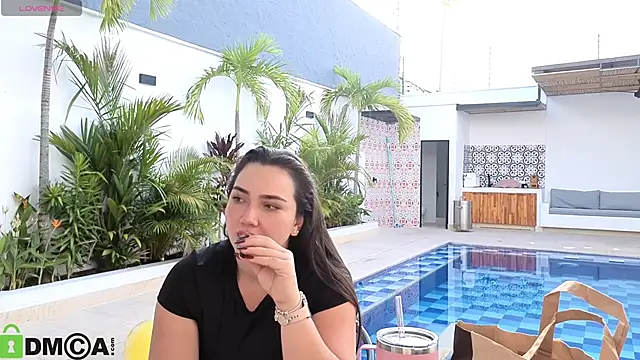 Snapshot of ava_blue chatting on October 19, 2025, 11:35 am ava blue online show from October 19, 2025, 11:35 am