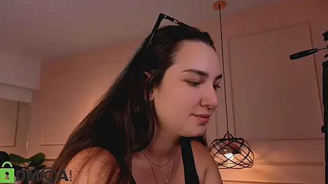 Snapshot of ava_blue chatting on March 5, 2026, 7:32 pm ava blue online show from March 5, 2026, 7:32 pm