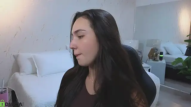 Snapshot of ava_blue chatting on March 7, 2026, 7:52 pm ava blue online show from March 7, 2026, 7:52 pm