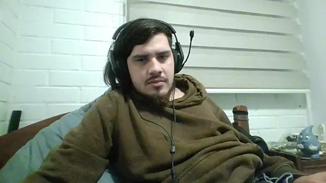 Snapshot of hung_weeb chatting on July 20, 2026, 6:43 am hung weeb online show from July 20, 2026, 6:43 am