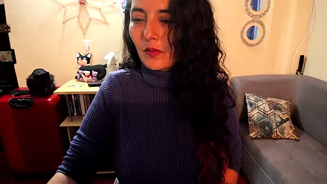 Snapshot of emma_luxy chatting on January 13, 2025, 11:41 am emma luxy online show from January 13, 2025, 11:41 am