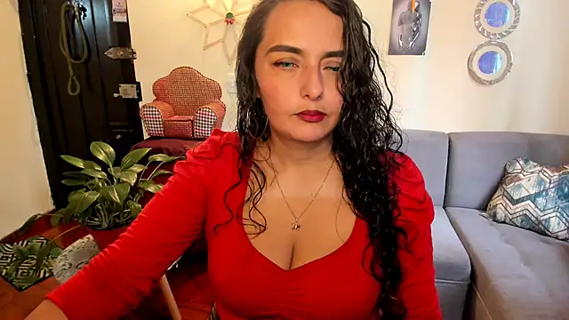 Snapshot of emma_luxy chatting on February 23, 2025, 7:49 pm emma luxy online show from February 23, 2025, 7:49 pm