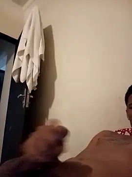 JeansgS online show from February 5, 2026, 9:38 am