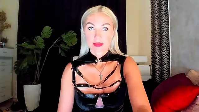 Snapshot of _SABOTAGE_ chatting on September 25, 2025, 1:11 am SABOTAGE online show from September 25, 2025, 1:11 am