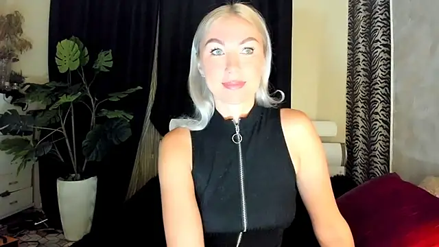 Snapshot of _SABOTAGE_ chatting on October 4, 2025, 1:18 am SABOTAGE online show from October 4, 2025, 1:18 am