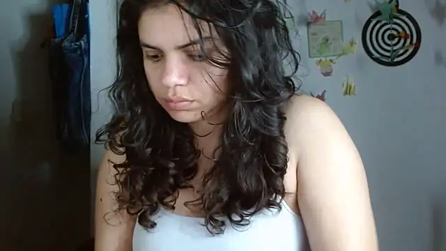 Snapshot of Nikkykora15 chatting on April 23, 2026, 1:23 am Nikkykora15 online show from April 23, 2026, 1:23 am