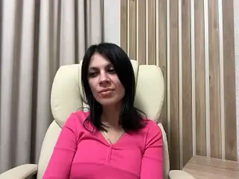 Snapshot of InjaAtHome chatting on October 14, 2025, 6:30 pm InjaAtHome online show from October 14, 2025, 6:30 pm