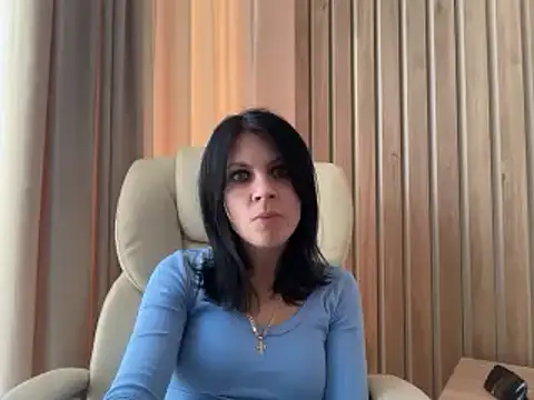 Snapshot of InjaAtHome chatting on October 21, 2025, 1:10 pm InjaAtHome online show from October 21, 2025, 1:10 pm