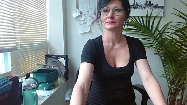 Snapshot of City_Kat chatting on June 10, 2026, 2:07 pm City Kat online show from June 10, 2026, 2:07 pm