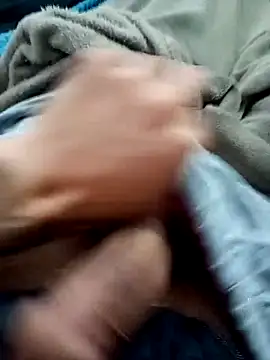 Snapshot of Santosgui14 chatting on September 13, 2025, 10:59 am Santosgui14 online show from September 13, 2025, 10:59 am