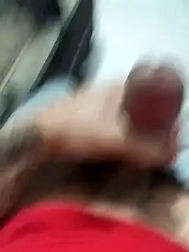 Snapshot of Santosgui14 chatting on March 20, 2025, 11:05 am Santosgui14 online show from March 20, 2025, 11:05 am