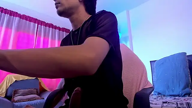 Eiden allenx online show from March 17, 2026, 7:28 pm