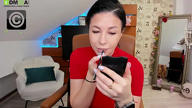 Snapshot of EmillyTaylor chatting on June 12, 2026, 3:48 am EmillyTaylor online show from June 12, 2026, 3:48 am