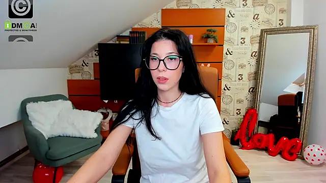 EmillyTaylor online show from February 27, 2025, 7:41 am