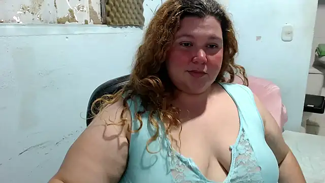 Snapshot of squirt322bbw chatting on June 6, 2026, 6:24 pm squirt322bbw online show from June 6, 2026, 6:24 pm