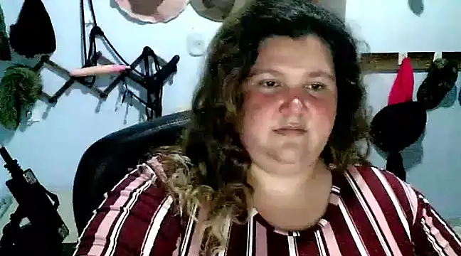 Snapshot of squirt322bbw chatting on March 21, 2025, 7:46 pm squirt322bbw online show from March 21, 2025, 7:46 pm