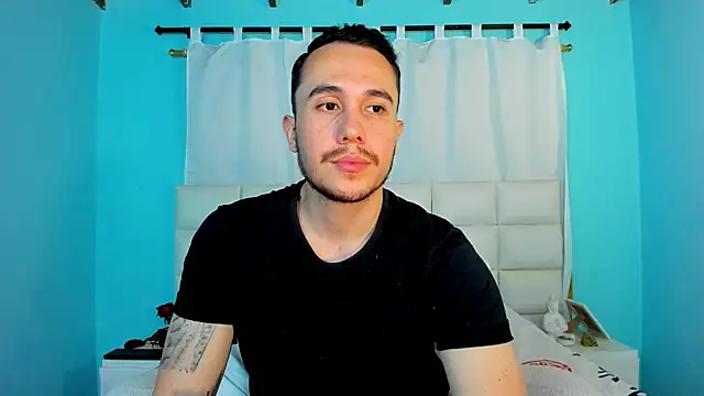 juan  jimenez online show from November 19, 2025, 11:49 pm