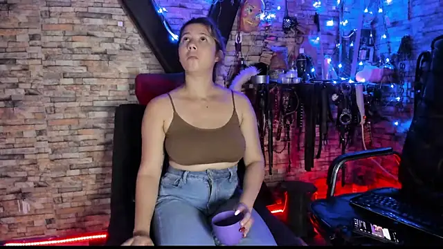 Liltildeman moon online show from February 18, 2026, 11:45 pm