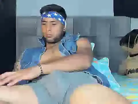 Damianmore01 online show from February 14, 2026, 4:56 am