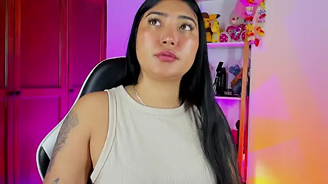 Snapshot of eymy-hadid chatting on October 29, 2025, 4:28 pm eymy-hadid online show from October 29, 2025, 4:28 pm