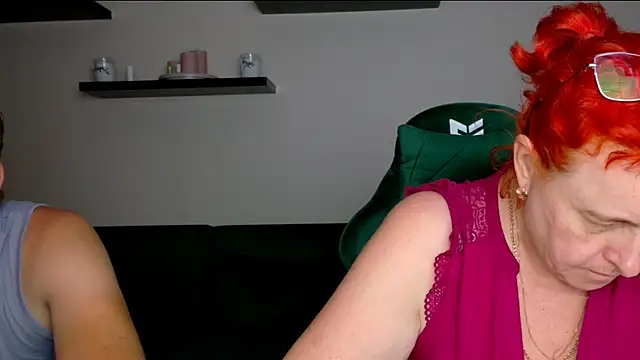 Snapshot of JoannaAndNeighbour chatting on July 13, 2026, 10:58 am JoannaAndNeighbour online show from July 13, 2026, 10:58 am