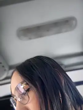 Snapshot of __IRIS__ chatting on October 9, 2025, 3:34 pm IRIS online show from October 9, 2025, 3:34 pm