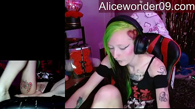 alicewonder09 online show from February 11, 2026, 5:40 am