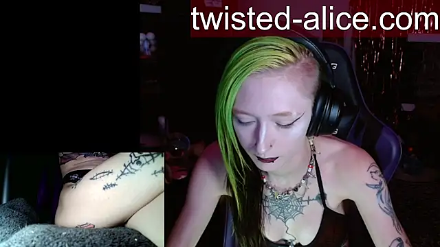 Snapshot of alicewonder09 chatting on August 5, 2026, 3:11 am alicewonder09 online show from August 5, 2026, 3:11 am
