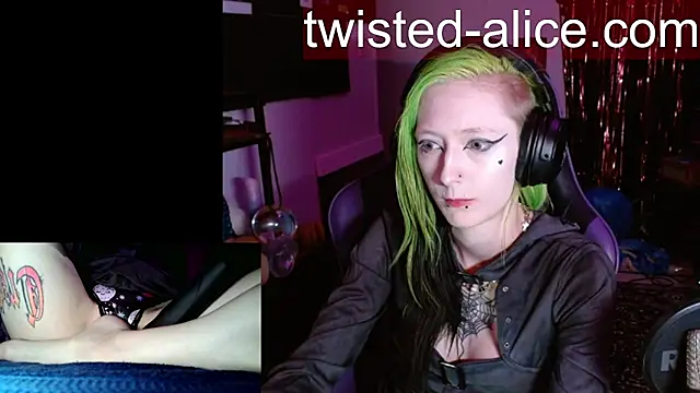 Snapshot of alicewonder09 chatting on July 9, 2026, 3:29 am alicewonder09 online show from July 9, 2026, 3:29 am