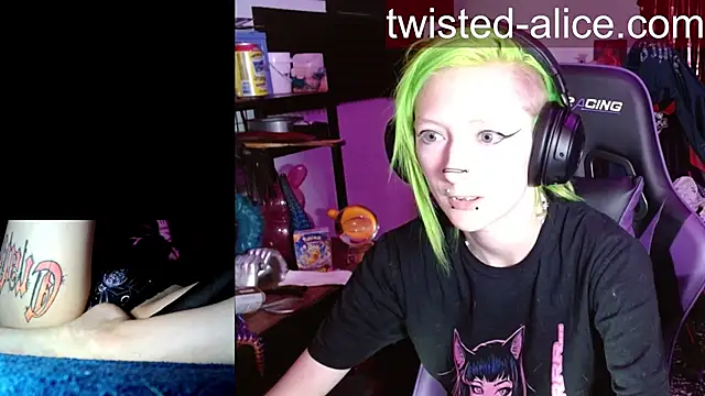 alicewonder09 online show from June 21, 2026, 3:01 am