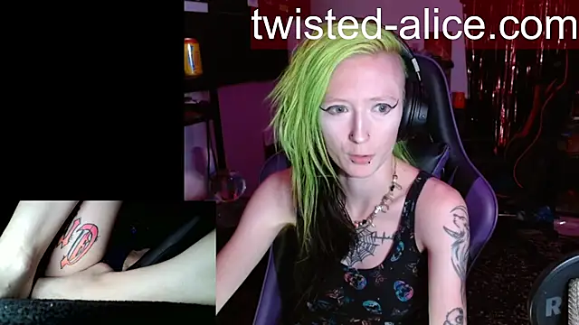 Snapshot of alicewonder09 chatting on July 17, 2026, 3:15 am alicewonder09 online show from July 17, 2026, 3:15 am