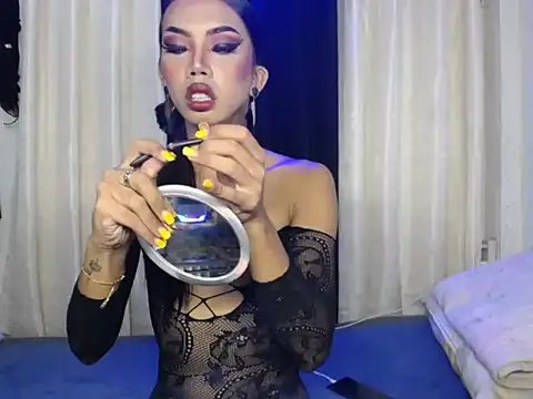 MirabelleNotch online show from December 1, 2025, 12:17 pm