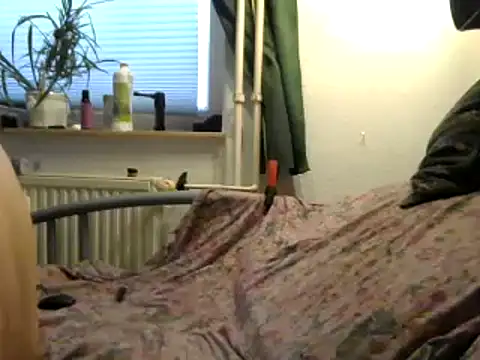 turnsen4y online show from December 17, 2025, 10:09 am