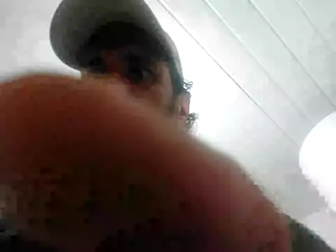 Snapshot of Hotcasados69 chatting on February 8, 2026, 1:14 am Hotcasados69 online show from February 8, 2026, 1:14 am