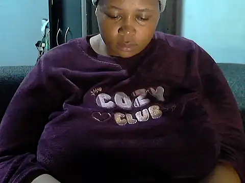 Sexy-queen99xx online show from April 24, 2026, 7:27 pm