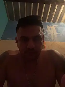 Snapshot of tati8718 chatting on April 12, 2026, 11:30 pm tati8718 online show from April 12, 2026, 11:30 pm