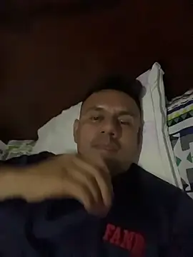 Snapshot of tati8718 chatting on April 12, 2026, 12:14 am tati8718 online show from April 12, 2026, 12:14 am