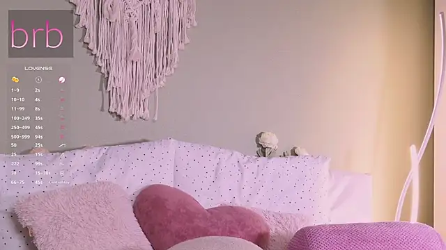 Snapshot of Rinas_secret chatting on October 14, 2025, 6:58 am Rinas secret online show from October 14, 2025, 6:58 am