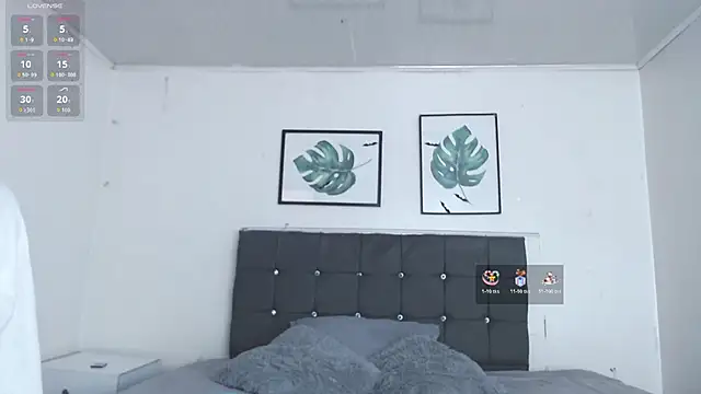 Snapshot of selena_yourmilf chatting on February 16, 2026, 4:38 pm selena yourmilf online show from February 16, 2026, 4:38 pm