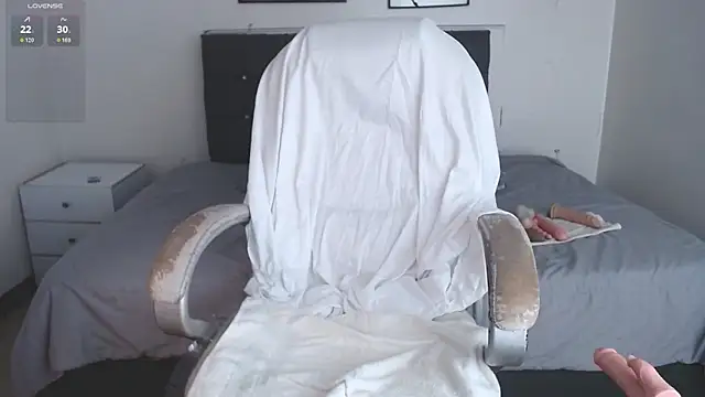 Snapshot of selena_yourmilf chatting on February 15, 2026, 2:38 pm selena yourmilf online show from February 15, 2026, 2:38 pm