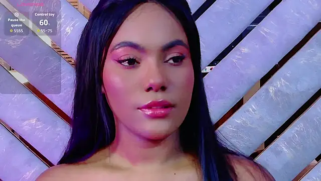 Sara Boom online show from May 7, 2026, 7:39 pm