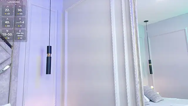 Snapshot of Sara_Boom chatting on October 21, 2025, 1:43 pm Sara Boom online show from October 21, 2025, 1:43 pm