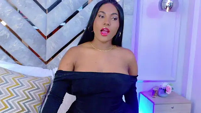 Snapshot of Sara_Boom chatting on November 14, 2025, 1:15 pm Sara Boom online show from November 14, 2025, 1:15 pm