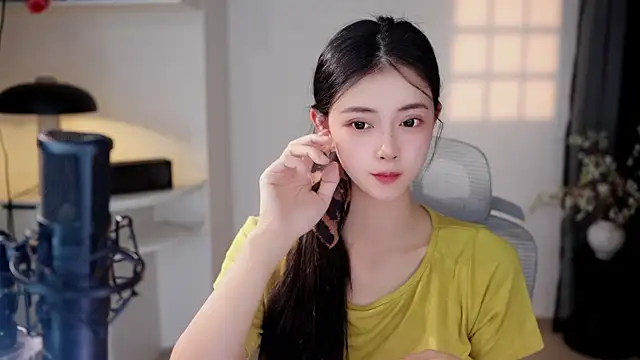 Snapshot of Ocean--Lili chatting on August 3, 2026, 2:12 pm Ocean--Lili online show from August 3, 2026, 2:12 pm
