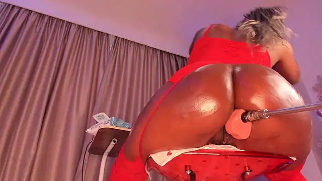 Snapshot of sugar-mirie chatting on October 18, 2025, 2:41 pm sugar-mirie online show from October 18, 2025, 2:41 pm