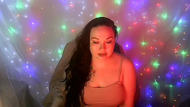 Snapshot of Victoria_Marks chatting on June 12, 2026, 1:36 am Victoria Marks online show from June 12, 2026, 1:36 am