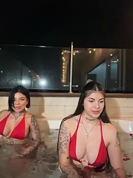 Sarasanders 4 online show from February 15, 2026, 6:14 am