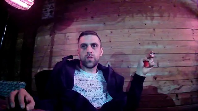 Snapshot of stefkenx chatting on February 14, 2026, 4:23 am stefkenx online show from February 14, 2026, 4:23 am